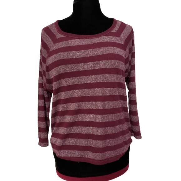 American Eagle AEO Burgundy & Silver Metallic Dolman Sleeve Top Medium - Picture 1 of 11